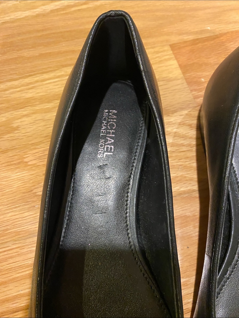 Michael Kors Black Leather Logo Round-Toe Flats - Picture 2 of 9